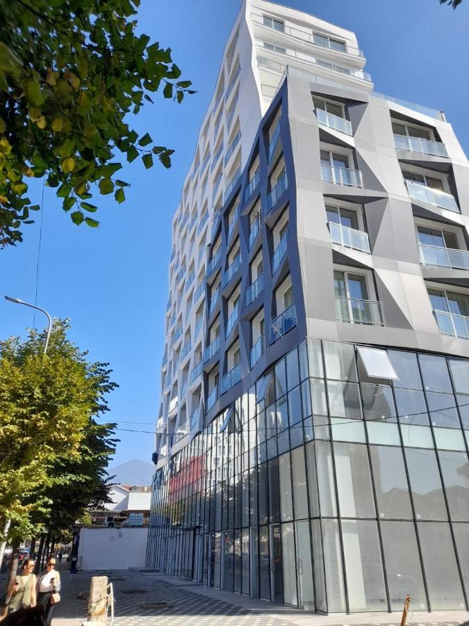 Urban Serenity City Skyline View Apartment 1 Tirana Exterior foto