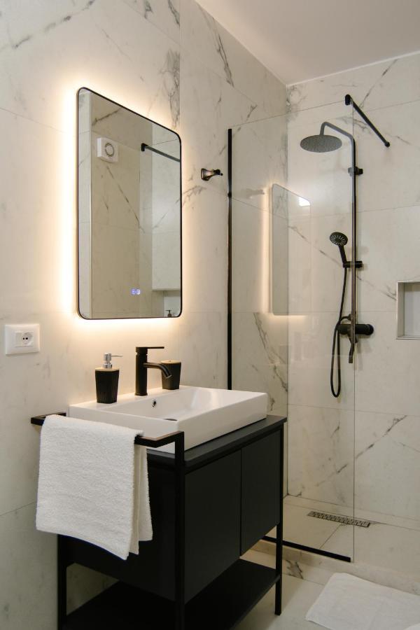 Urban Serenity City Skyline View Apartment 1 Tirana Exterior foto