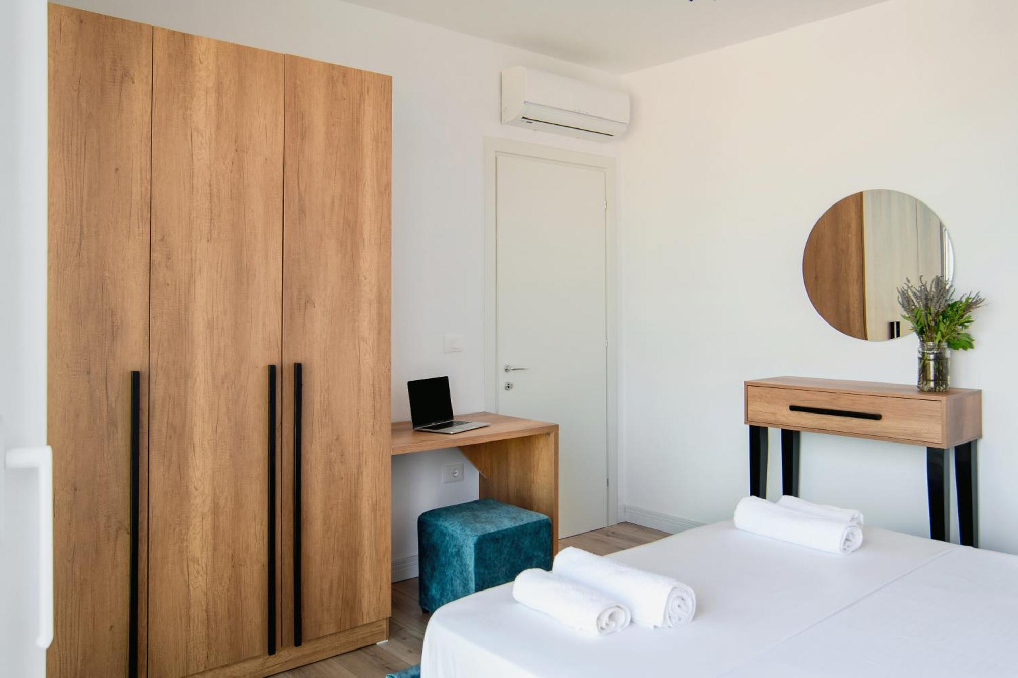 Urban Serenity City Skyline View Apartment 1 Tirana Exterior foto