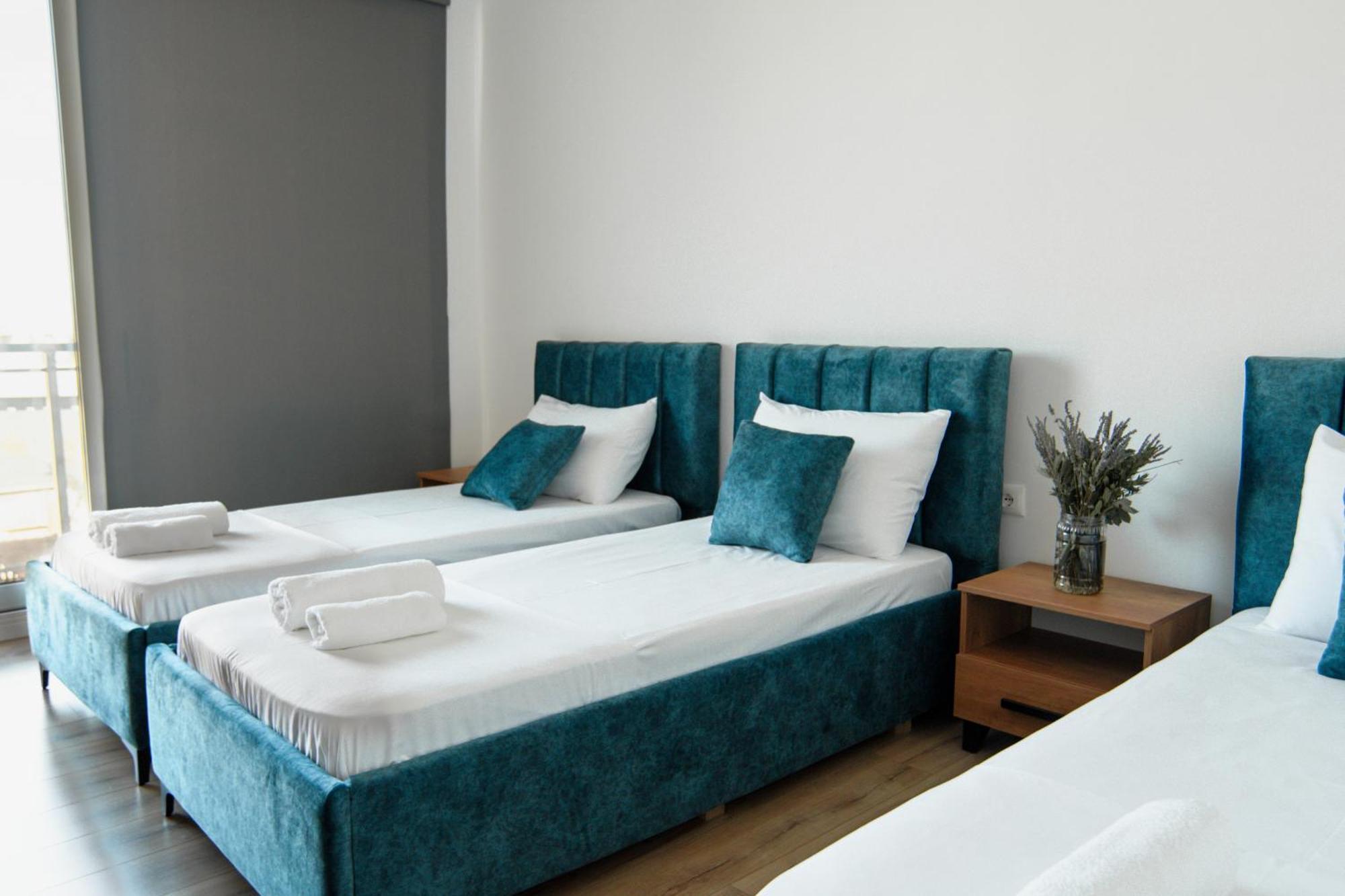 Urban Serenity City Skyline View Apartment 1 Tirana Exterior foto